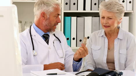 Doctor-explaining-prescription-to-his-patient