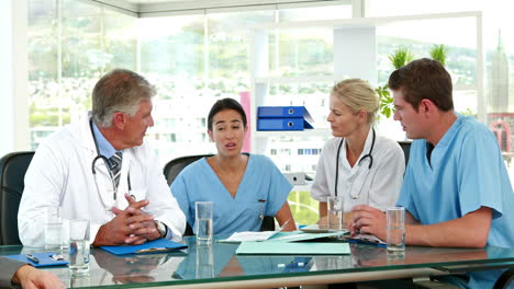 Medical-team-working-together-during-meeting