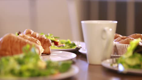 Übersicht-über-Speisen-Und-Getränke-In-Der-Kaffeepause