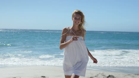 Woman-running-on-the-beach