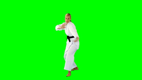 Woman-doing-judo-