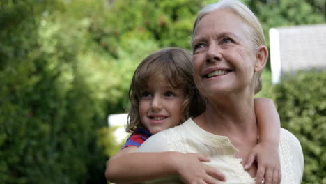 Grandmother-and-child-smiling