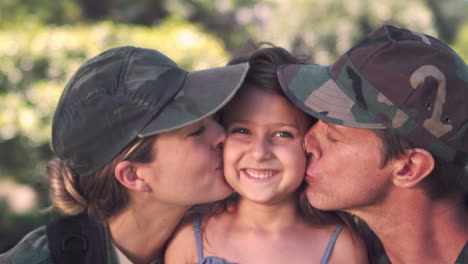 Parents-soldier-reunited-with-their-daughter