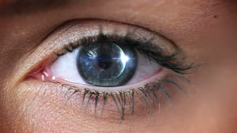 Close-up-of-human-eye-with-globe