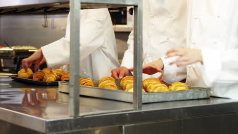 Chefs-Horneando-Croissants