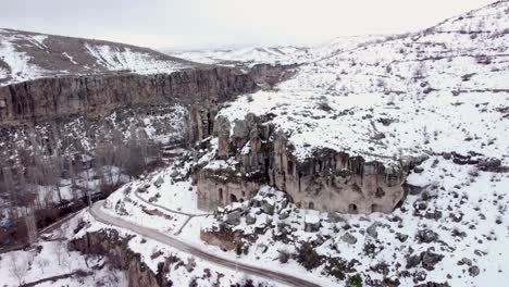 Winter-scene-at-Selime-Cave-Monastery-in-Cappadocia,-Turkey