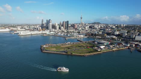 Auckland-CBD---Ferry-Boat-Cruising-At-Waitemata-Harbour-Near-The-Wynyard-Quarter-In-Auckland,-New-Zealand
