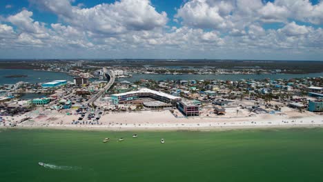 Sobrevuelo-Aéreo-De-Drones-De-La-Playa-De-Fort-Myers-Llena-De-Gente