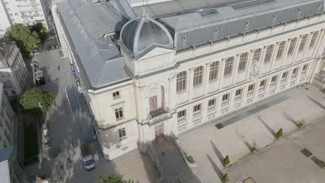 Das-Naturmuseum-Von-Paris-An-Einem-Sonnigen-Tag,-Luftaufnahme