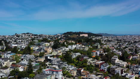 Casas-Coloridas-En-Los-Barrios-De-Las-Laderas-De-San-Francisco---Vista-Aérea