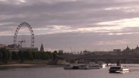 Ciudad-De-Londres-Y-Thames-Rive-2