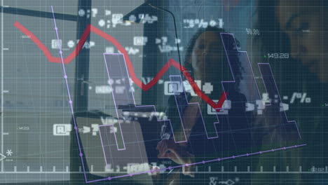 Animación-Del-Procesamiento-De-Datos-Financieros-Sobre-Diversos-Empresarios-En-El-Cargo