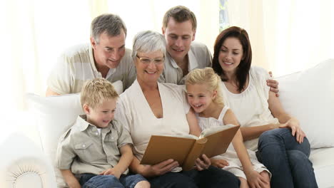 Grandparents-with-family-at-home