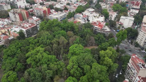 Colonia-Nápoles-Vista-Desde-La-Perspectiva-De-Un-Dron,-Ciudad-De-México