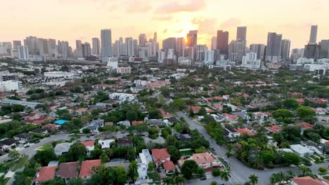 Sonnenaufgang-Luftaufnahme-Schwenken-Miami-Florida