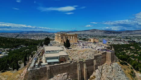 Antenne-Gründer-Akropolis-In-Athen,-Berühmtes-Wahrzeichen-überfüllt-Mit-Touristen