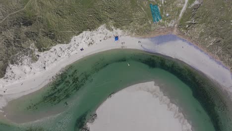 Barley-Cove-Beach-Vogelperspektive-4k-Filmische-Drohnenaufnahme---Co
