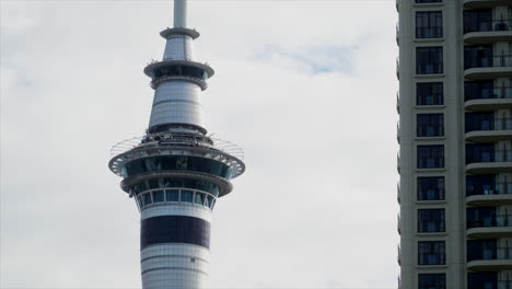 Auckland-Sky-tower-in-the-city-CBD,-New-Zealand