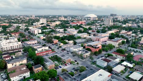 homes-and-businesses-in-nieghborhood-in-miami-florida