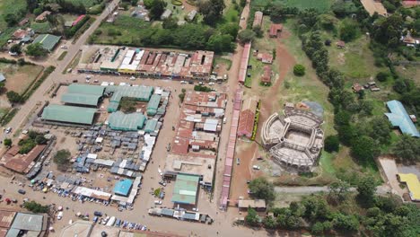Traditioneller-Afrikanischer-Open-Air-Markt-In-Loitokitok,-Kenia,-Luftbild