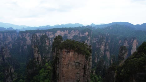 Aerial-view-of-karst-Zhangjiajie-landscape-on-Wulingyuan-Scenic-and-Historic-Interest-Area