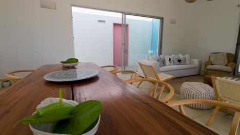Beach-House-Living-Innenarchitektur-Und-Möbel,-Los-Roques-Venezuela,-Schwenk-Nach-Links