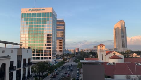 Este-Es-Un-Lapso-De-Tiempo-Que-Pasa-Por-Alto-El-Tráfico-En-El-Centro-De-Orlando.