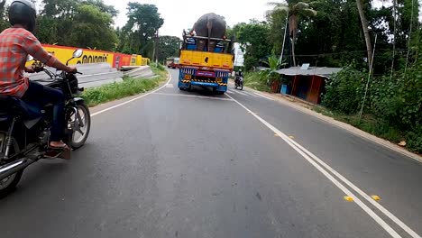 Toma-De-Lapso-De-Tiempo-Del-Transporte-De-Elefantes-De-Una-Ciudad-Del-Sur-De-La-India