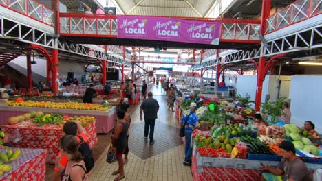 Coloridos-Mercados-En-La-Capital-Tahitiana-De-Papeete.