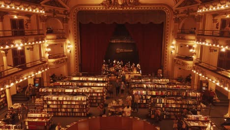 Großartiger,-Prächtiger-Buchladen,-Buenos-Aires