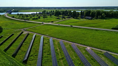 Solarpanel-Array-Klares,-Grünes-Energieerzeugungsfeld-Photovoltaiksystem-Luftdrohne