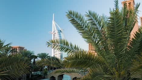 Left-Moving-Shot-Of-Burj-Al-Arab-Hotel-In-Dubai,-United-Arab-Emirates