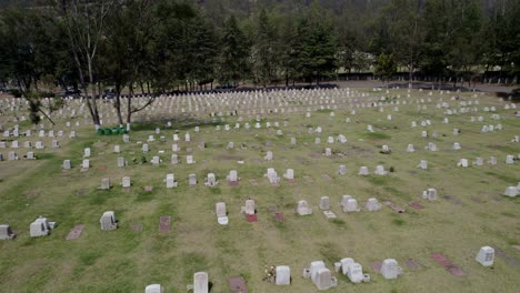 Aerial-shot-of-an-a-Mexican-cementery,-pantheon,-mausoleums