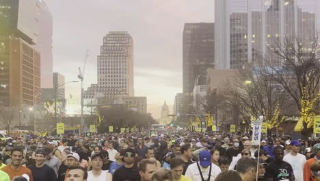 Austin-Marathon-Runners-Prepare-to-Race-in-Front-of-the-Capital-Building