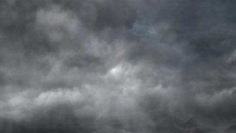 Nubes-Grises-Y-Tormenta-Eléctrica,-Vídeo-De-Fondo
