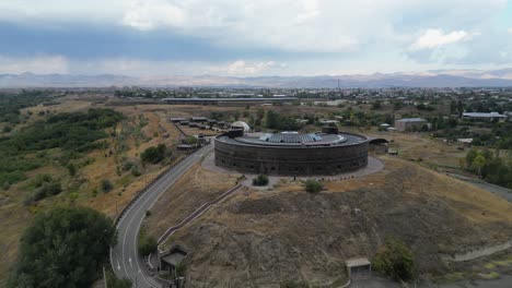 Luftaufnahme-Der-Alten-Russischen-Schwarzen-Festung-Sev-Berd,-Gjumri,-Armenien