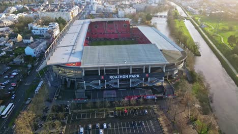 Estadio-De-Fútbol-Del-Parque-Roazhon,-Rennes-En-Francia
