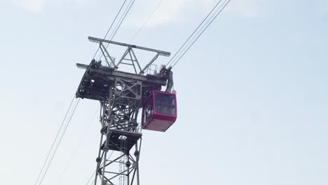 Ropeway-carrying-peoples-from-one-station-to-another-Station