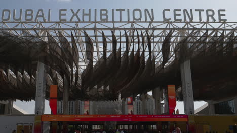 Haupteingang-Zur-Dubai-Expo-2020