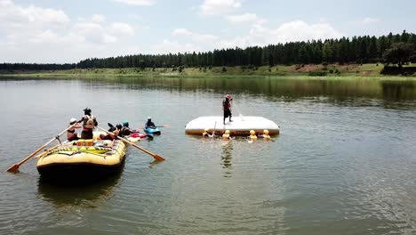 Rafting-instructor-teaching-rafting-techniques-on-the-Nile-River-in-Jinja,-Uganda