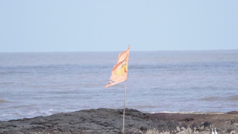 lord-Shree-Ram-flag-in-Carter-road-beach-in-mumbai-india