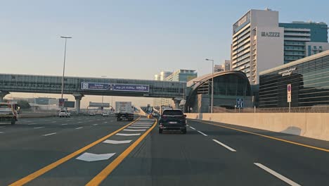 Traffic-navigates-through-Sheikh-Zayed-Road-towards-expo-road-in-Dubai