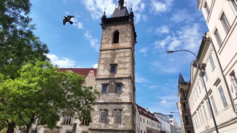 Neues-Rathaus-In-Prag,-Alter-Turm