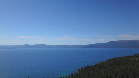 Beautiful-and-breathtaking-Lake-Tahoe-California