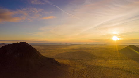 Looking-at-the-stunning-transition-of-the-sun-rising-to-midday-over-the-landscape-of-California---Hyper-lapse